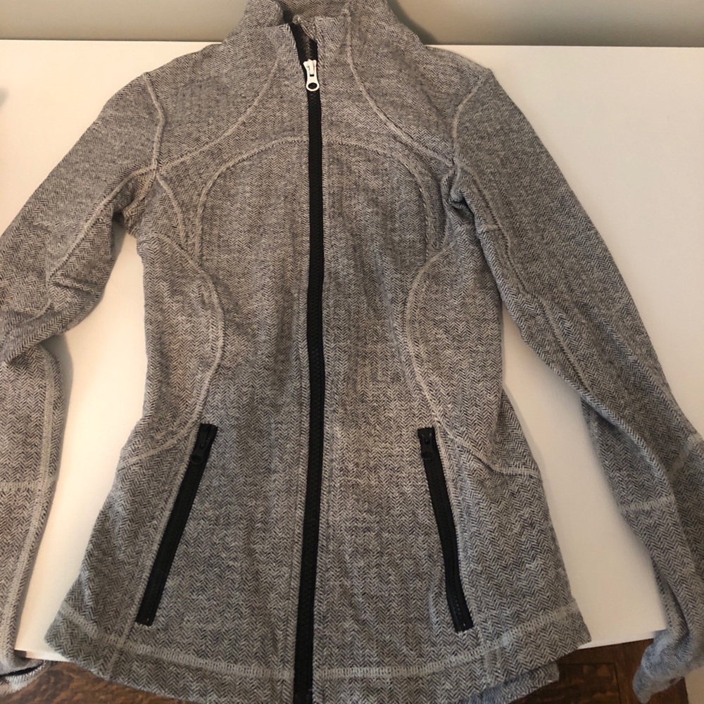 Lululemon Sweatshirt